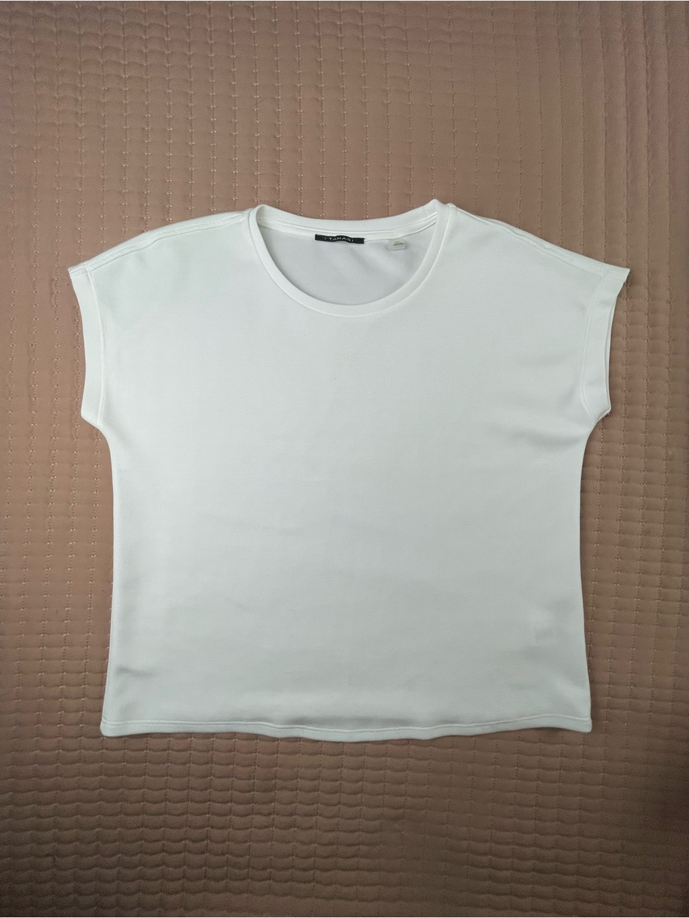 T Tahari White Short Sleeve Crewneck Top Small Petite